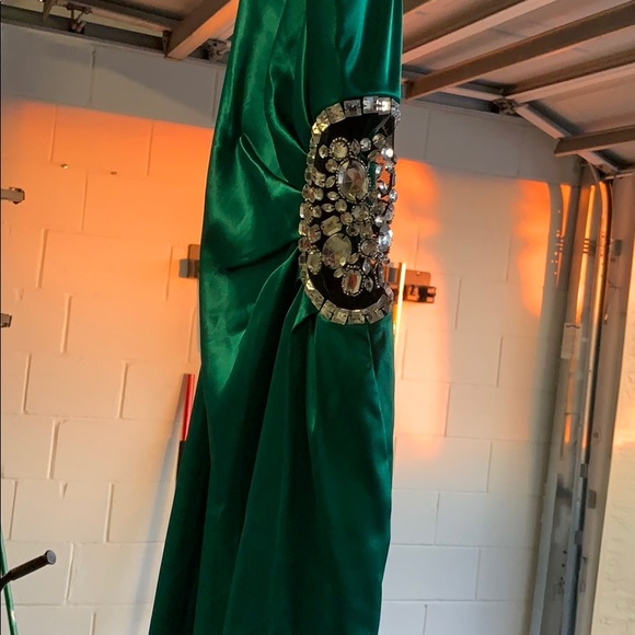 Dress - Picture 4 of 4